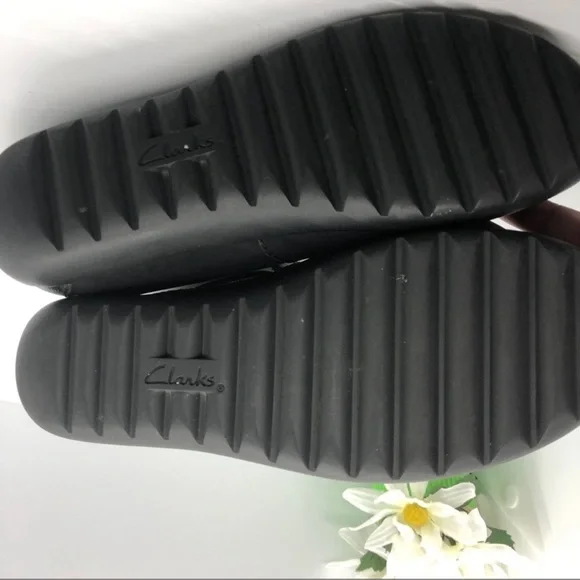 Clark’s Medora Nina Cushioned Ankle Strap Flats-8 - Picture 9 of 9